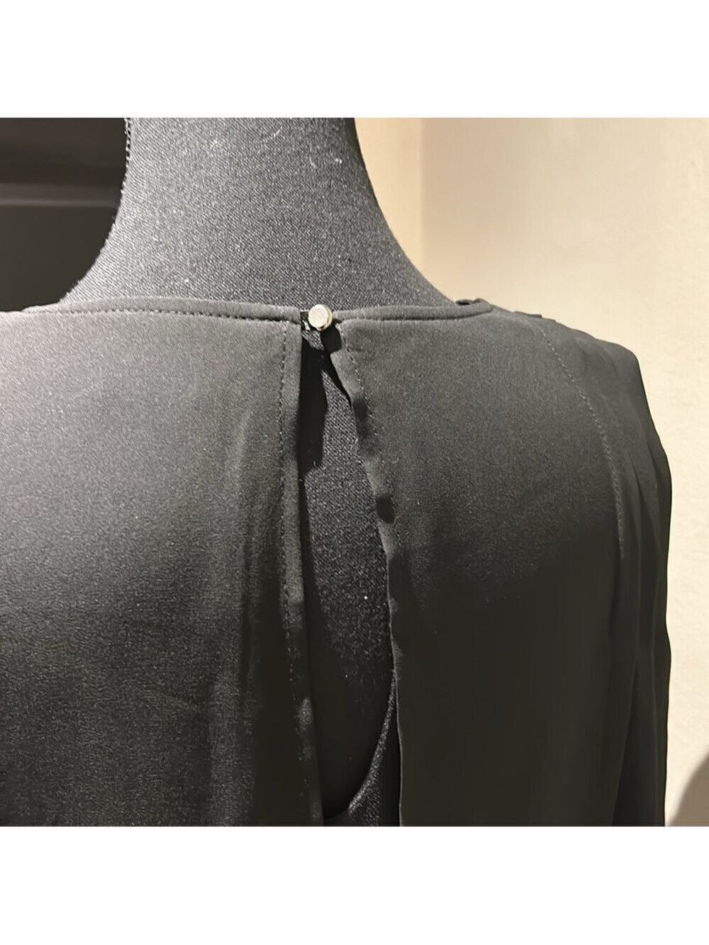 Thyme maternity evening gown - Picture 3 of 3